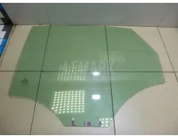 Стекло двери задней левой