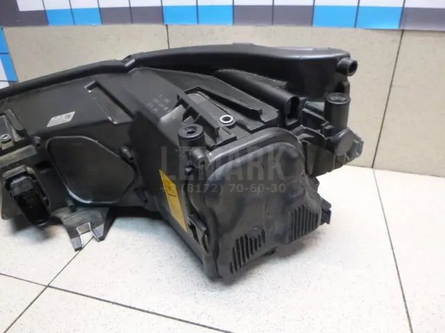 Фара правая для  Ford Fiesta 2008-2019