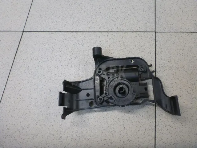 Моторчик заслонки отопителя для  Chevrolet