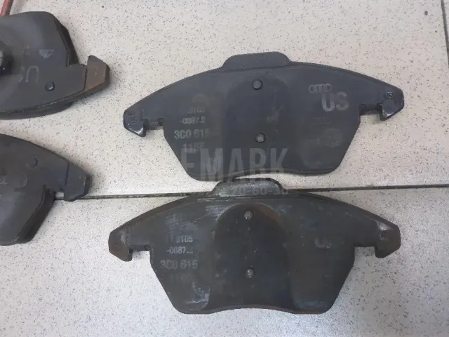 Колодки тормозные передние к-кт для  BMW 3-serie E90/E91 2005-2012