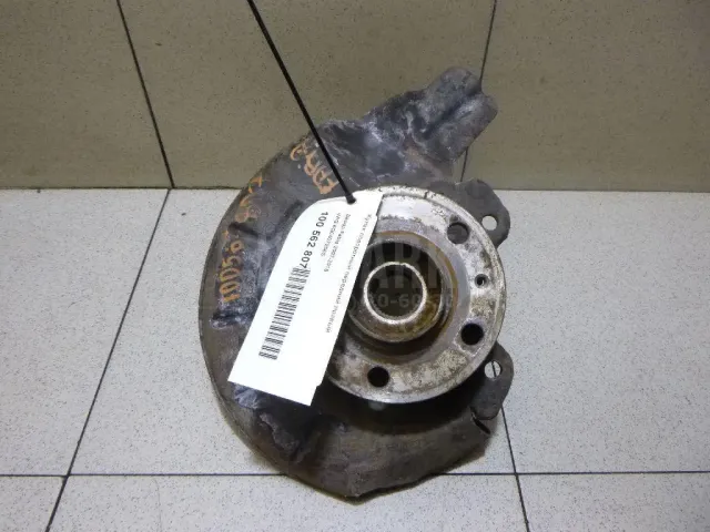 Кулак поворотный передний правый для  Audi 100/200 [44] 1983-1991
