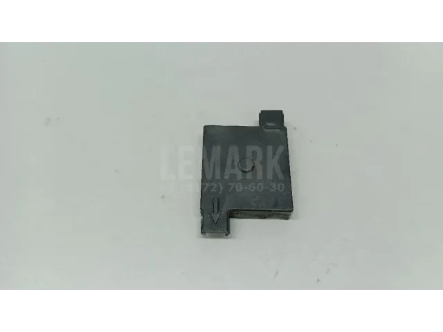 Кожух замка капота для  Cadillac SRX 2003-2009