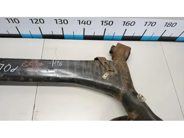 Балка задняя