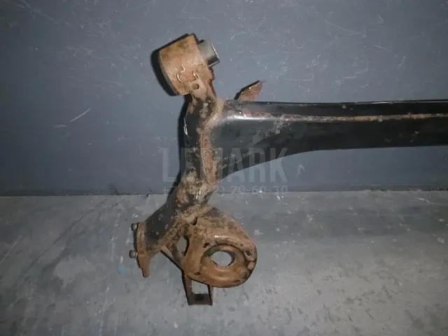 Балка задняя для  Ford Kuga 2008-2012