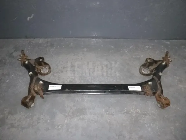 Балка задняя для  Ford Kuga 2008-2012