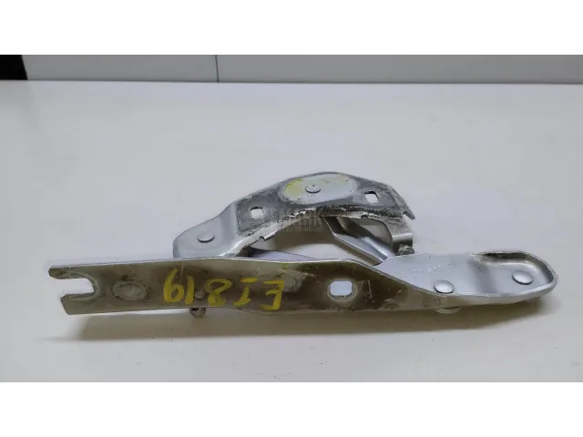 Петля капота левая для  Citroen Xsara 2000-2005
