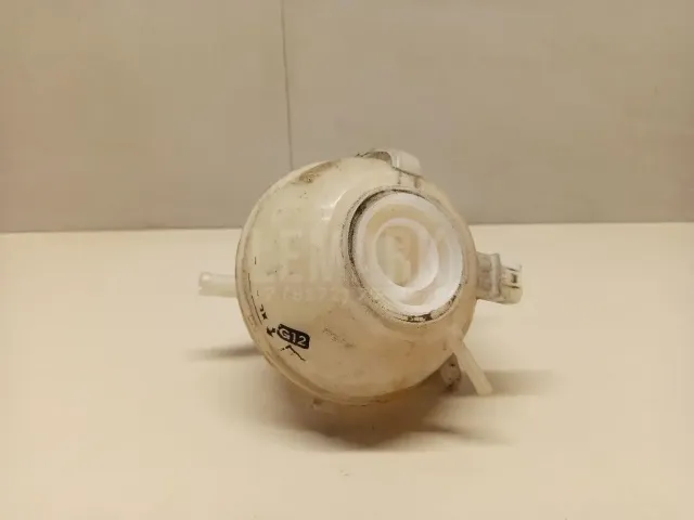 Бачок расширительный
