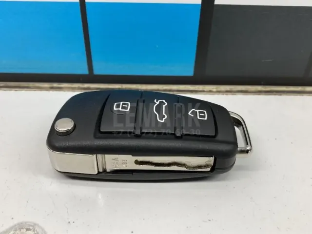 Ключ зажигания