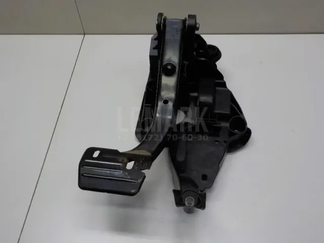 Педаль тормоза для  BMW X3 F25 2010-2017