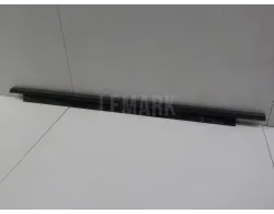 Накладка стекла заднего правого