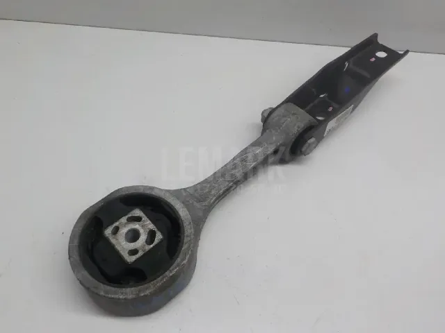 Опора двигателя задняя