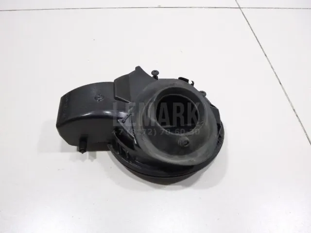 Лючок бензобака для  BMW X2 U10 2023