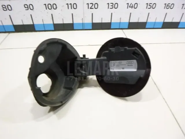 Лючок бензобака для  BMW X2 U10 2023