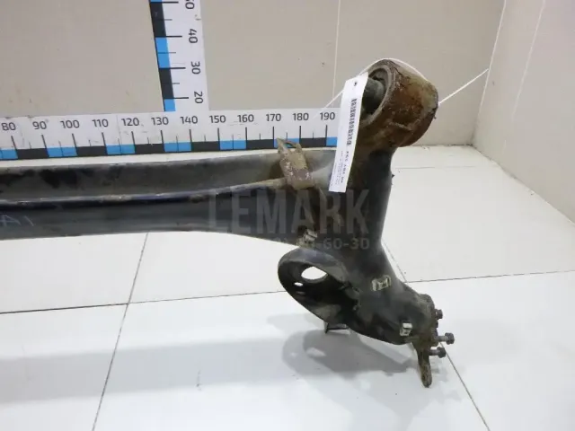 Балка задняя