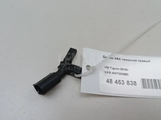 Датчик ABS передний правый