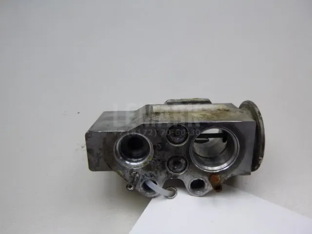 Клапан кондиционера для  BMW 5-serie G30/G31/F90 2017-2023