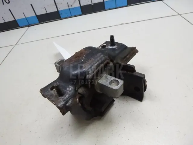 Опора КПП левая для  Ford Escape EUR 2007-2009