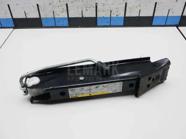 Домкрат для  Alfa Romeo Giulietta 2010-2020