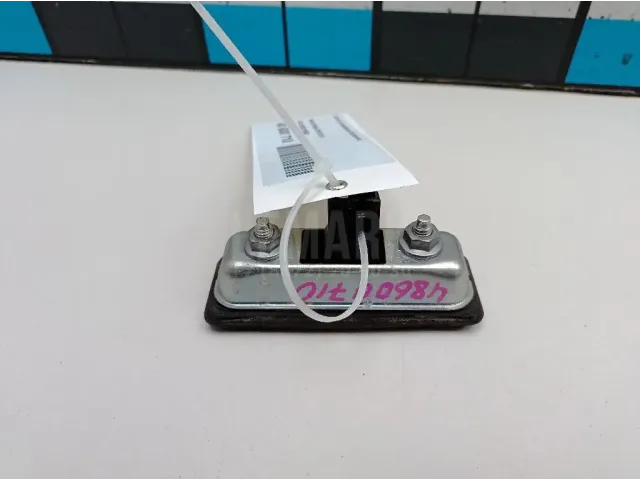 Кнопка открывания багажника для  Ford Fiesta 2008-2019