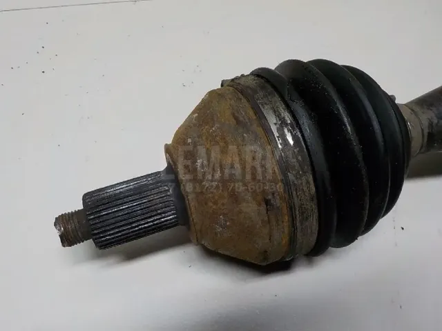 Полуось передняя правая
