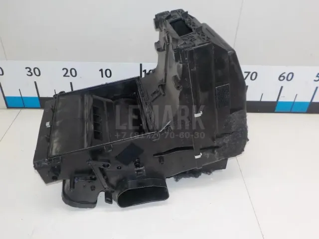 Корпус отопителя для  Audi Q3 (F3B) 2018