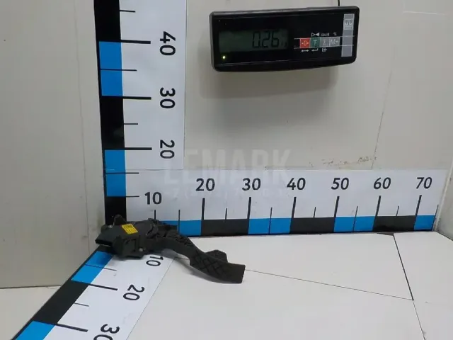 Педаль газа