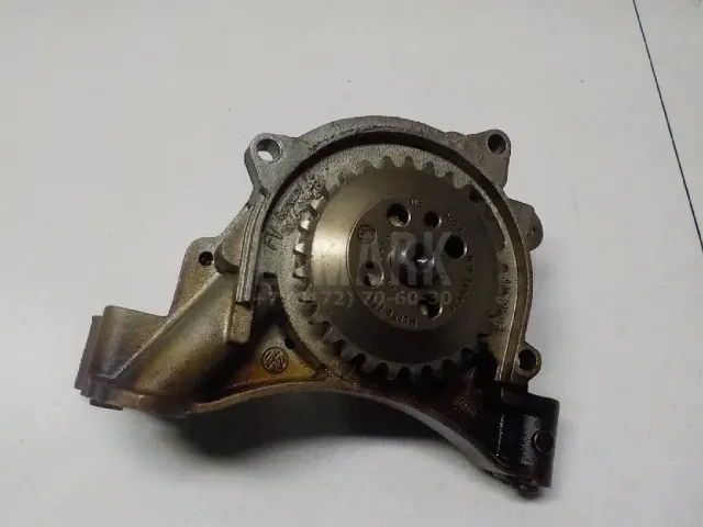 Насос масляный