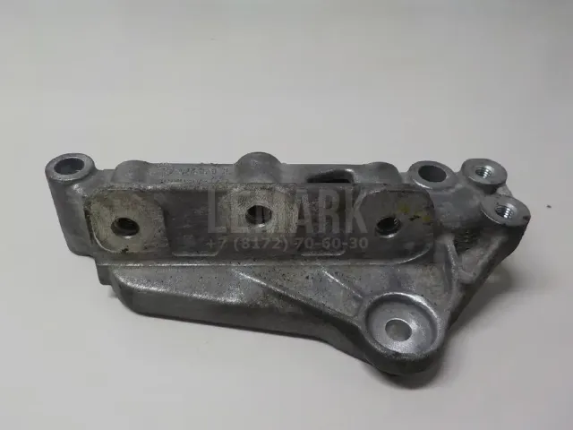 Кронштейн КПП для  Audi A3 [8P1] 2003-2013