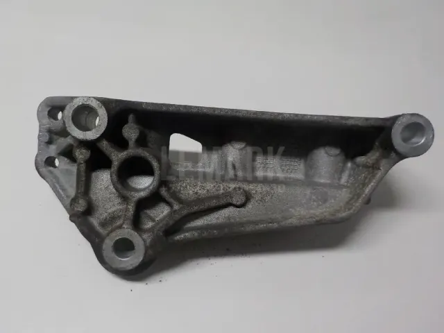 Кронштейн КПП для  Audi A3 [8P1] 2003-2013