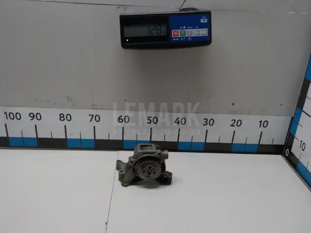 Насос масляный