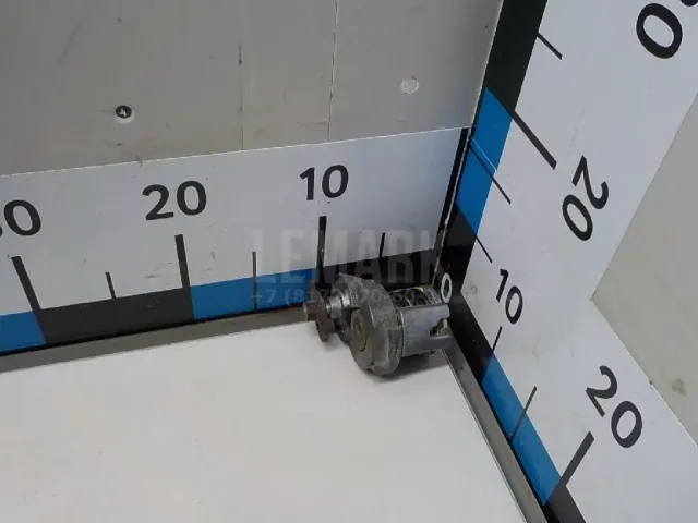 Натяжитель ремня