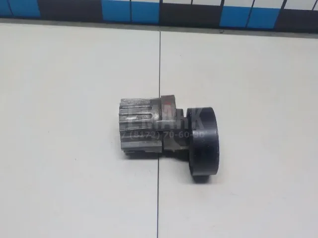 Натяжитель ремня