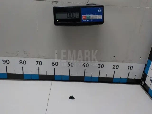 Крючок для одежды