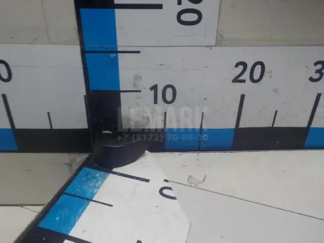 Крышка поводка стеклоочистителя