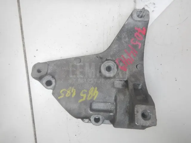 Кронштейн кондиционера для  Ford Escape EUR 2007-2009
