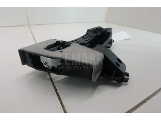 Кронштейн ручки для  Audi Allroad quattro 2000-2005