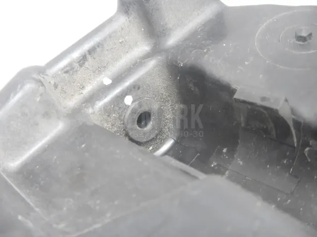 Бачок омывателя лобового стекла для  Ford Kuga 2008-2012
