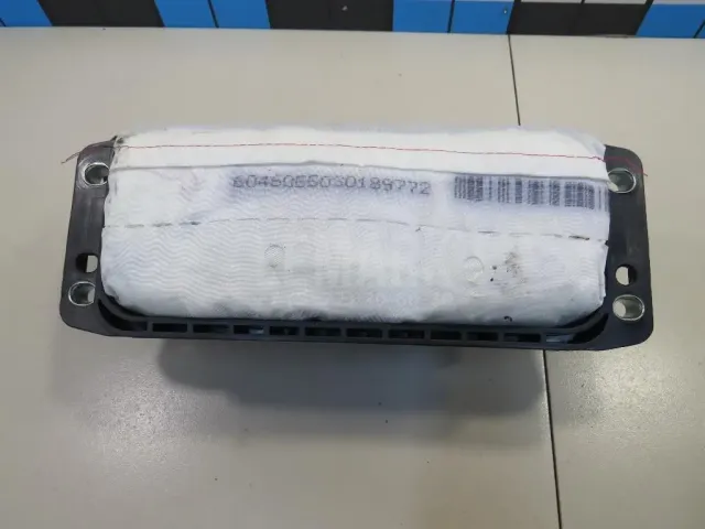 Подушка безопасности пассажирская (в торпедо) для  BMW 7-serie G11/G12 2015-2022