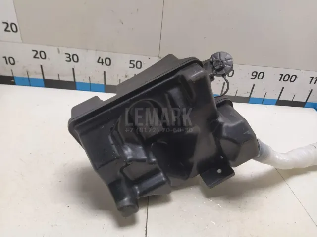 Бачок омывателя лобового стекла для  Ford Kuga 2008-2012
