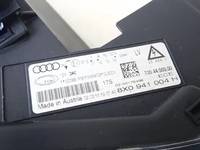 Фара правая для  Audi A4 [B9] 2015