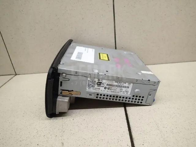 Магнитола для  CASE SV300 2012
