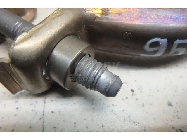 Хомут глушителя для  Chery Amulet (A15) 2006-2012