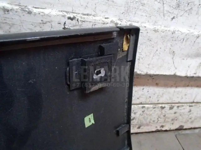 Накладка двери багажника