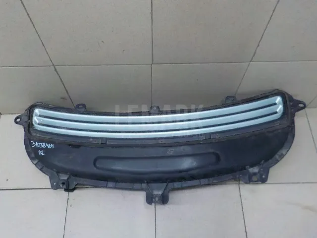 Воздухозаборник (наружный) для  BMW 1-serie E87/E81 2004-2011