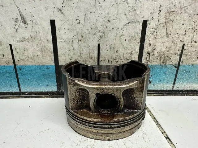 Поршень для  Chrysler Sebring 2006-2010