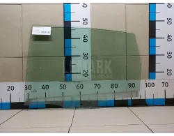 Стекло двери задней правой