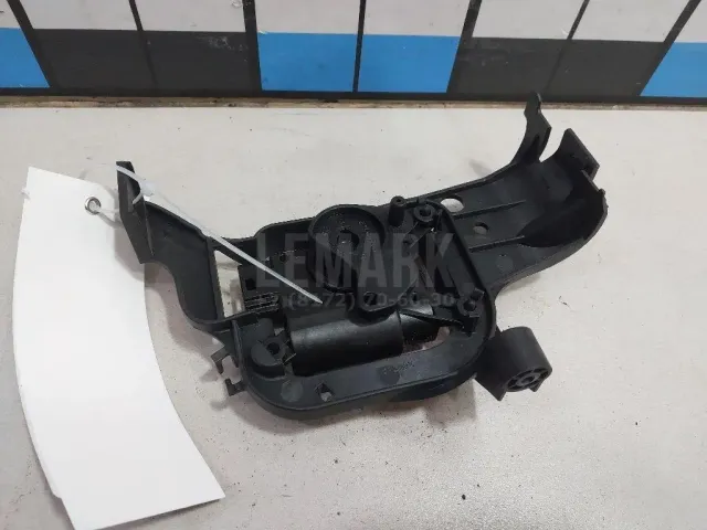 Моторчик заслонки отопителя