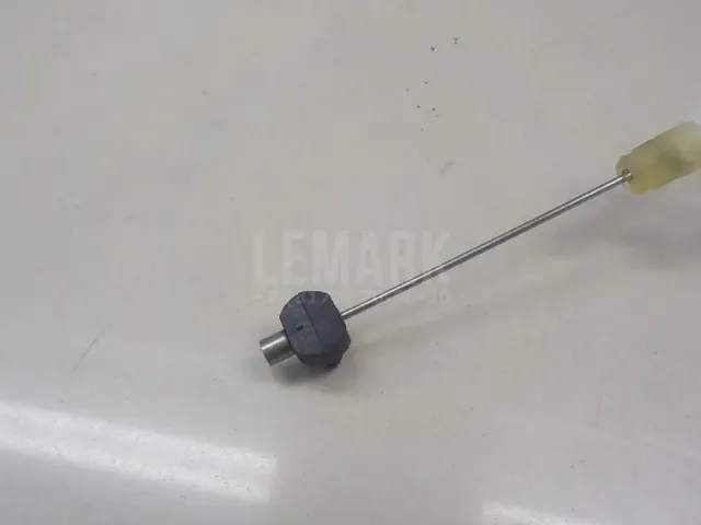 Трос открывания задней двери
