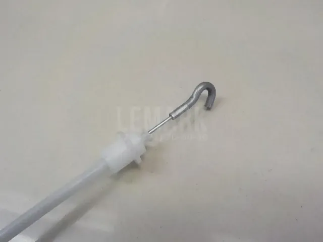Трос открывания задней двери