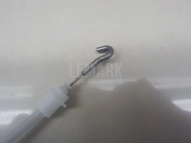 Трос открывания задней двери